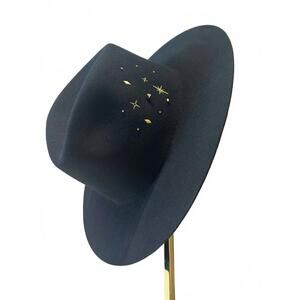 NEW VAN PALMA women's luna hat in black